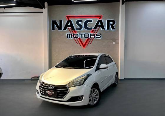 HYUNDAI HB20 1.0 COMFORT PLUS 12V FLEX 4P MANUAL HYUNDAI HB20 1.0 COMFORT PLUS 12V FLEX 4P MANUAL